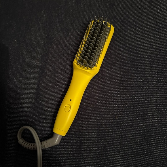 DryBar Baby Brush Crush Mini Heated Straightening Brush - Picture 2 of 3